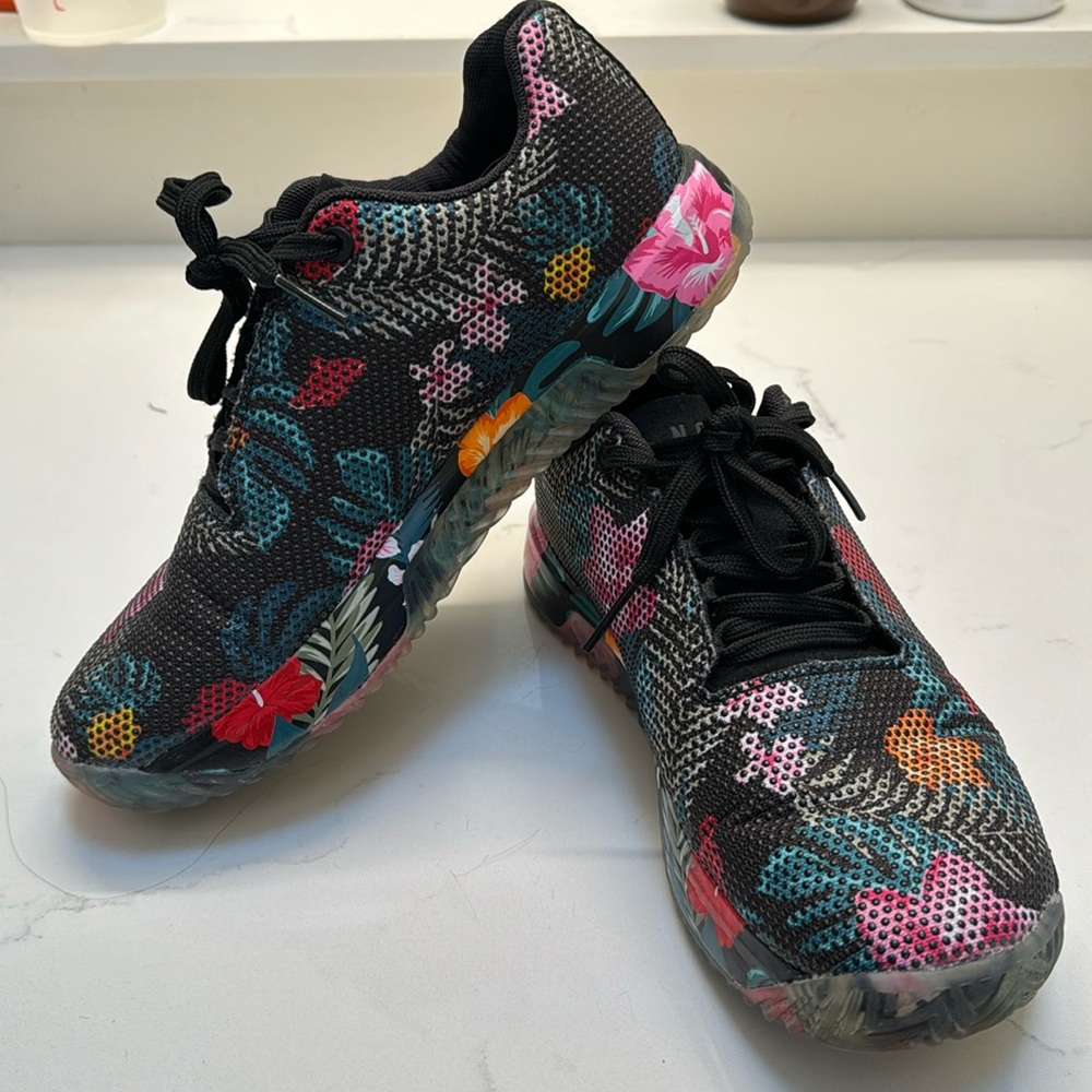 NoBull Floral Trainer+ 8.5W